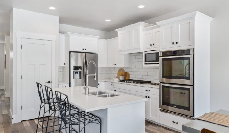 Trending vs. Trendy: What’s the Difference?