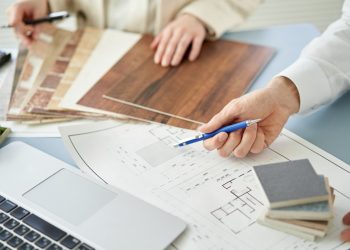 The Tech Revolution in Real Estate: Streamlining Processes and Enhancing Home Improvement