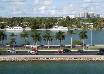 Florida Is Most Popular Destination for Out-of-State Movers