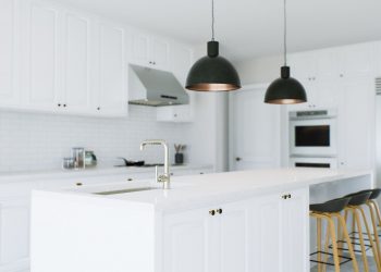 How To Choose the Right Light Fixtures for Your Kitchen