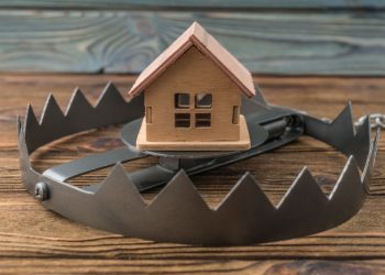 Possible real estate crime ring responsible for scamming thousands of hopeful buyers