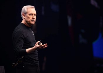 Keller Williams Co-Founder Offers Roadmap for Success at Annual ‘Family Reunion’ Corporate Gathering