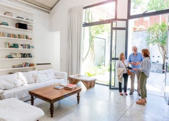 Selling Your Home to Snowbirds: What to Know When Selling in the Sun Belt