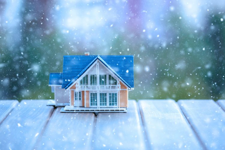 How to Successfully Sell a Home in the Winter Months