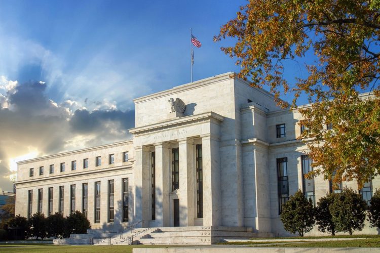 Fed Minutes Hint at Policy Pivot Toward Rate Cuts, but Inflation Vigilance Remains