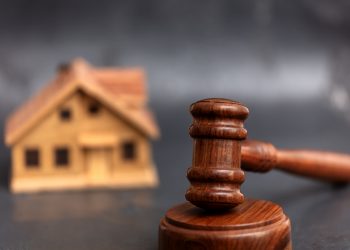 Big Brokerages Shift Gears in Latest Commission Suit Response