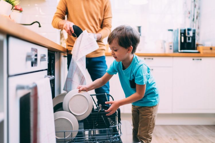 When Should Kids Start Doing Chores?