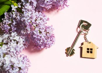 What the Spring Real Estate Season Means to Homebuyers