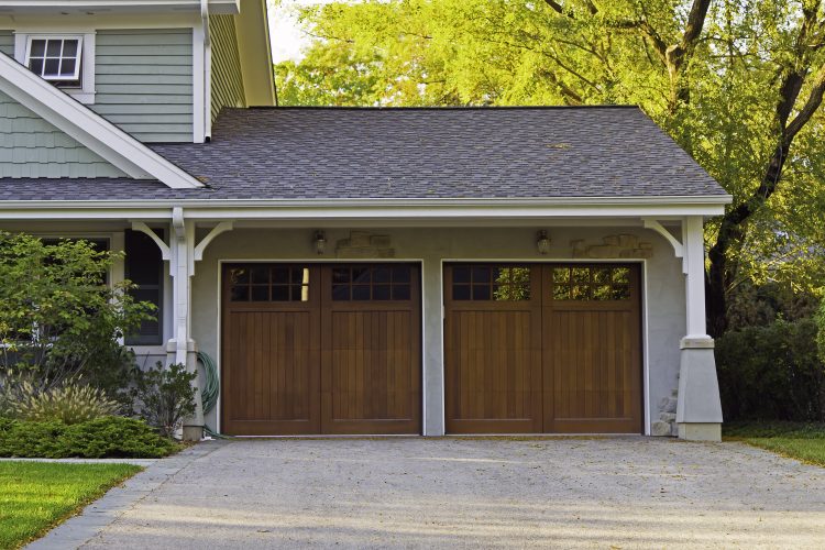 Pros and Cons of an Attached Garage
