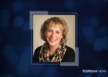 RE/MAX Broker Earns National Award at R4 Convention