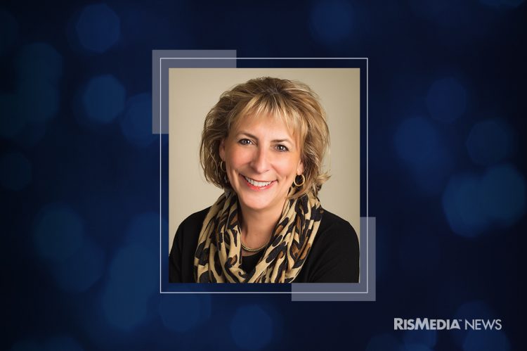 RE/MAX Broker Earns National Award at R4 Convention