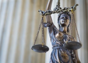 Court Report: HomeServices Pushes for New Trial; CMLS Weighs in on Future of Buyer-Broker Compensation