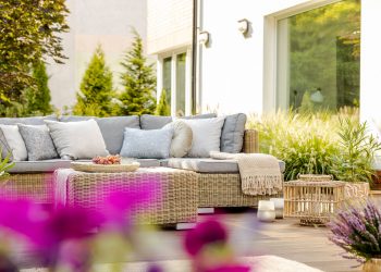 Creating the Ultimate Backyard Retreat: Outdoor Living Trends
