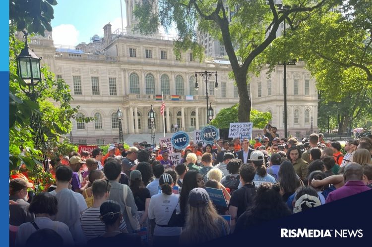 Sides Rally as NYC Considers Major Broker Fee Change