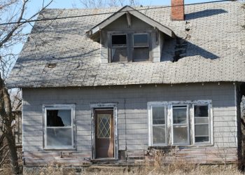 Pricing Strategies for Houses in Poor Condition