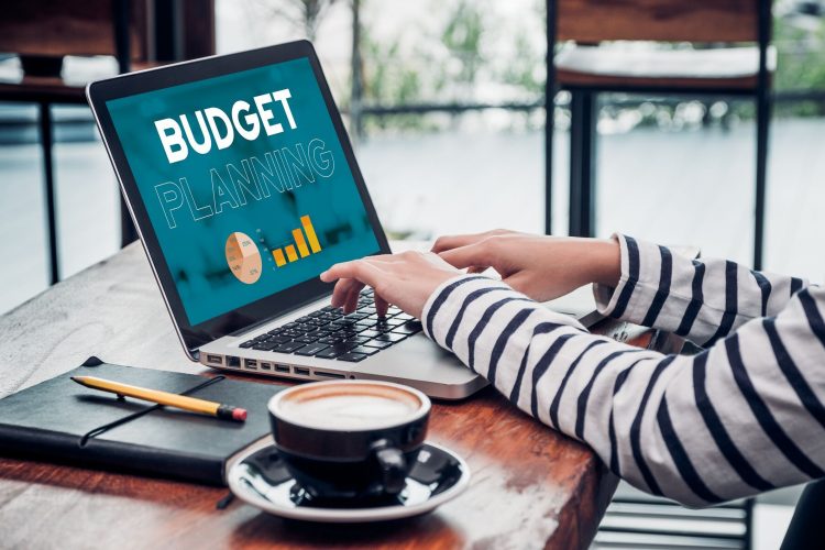 5 Hands-On Tips for Creating and Sticking to a Budget