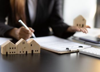 NAR Settlement Objectors Discuss Opposition to Policy Changes