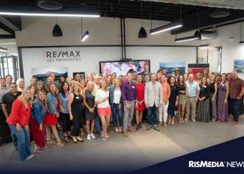 RE/MAX
