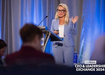 A ‘Weird’ Economy and ‘Ugly’ Rate-Locks: Experts Say 2024’s Market Still an Enigma