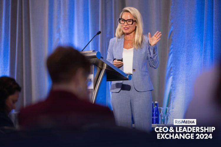 A ‘Weird’ Economy and ‘Ugly’ Rate-Locks: Experts Say 2024’s Market Still an Enigma