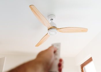 How Ceiling Fans Can Lower Your Winter Heating Bills