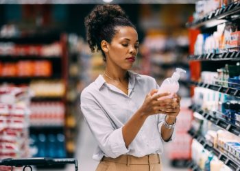 Consumer Sentiment Shifts From Gains to Slight Decline