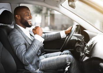 Team Tactics: 4 Ways to Make the Most of Driving as a REALTOR®