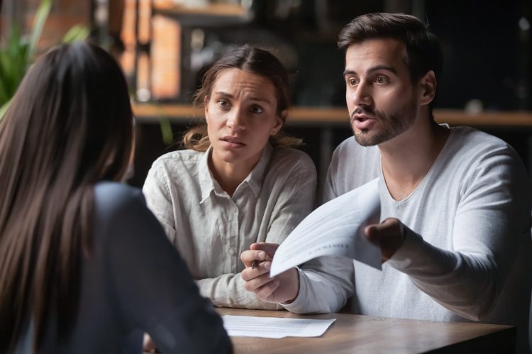 How to Spot and Outsmart Fake Sellers