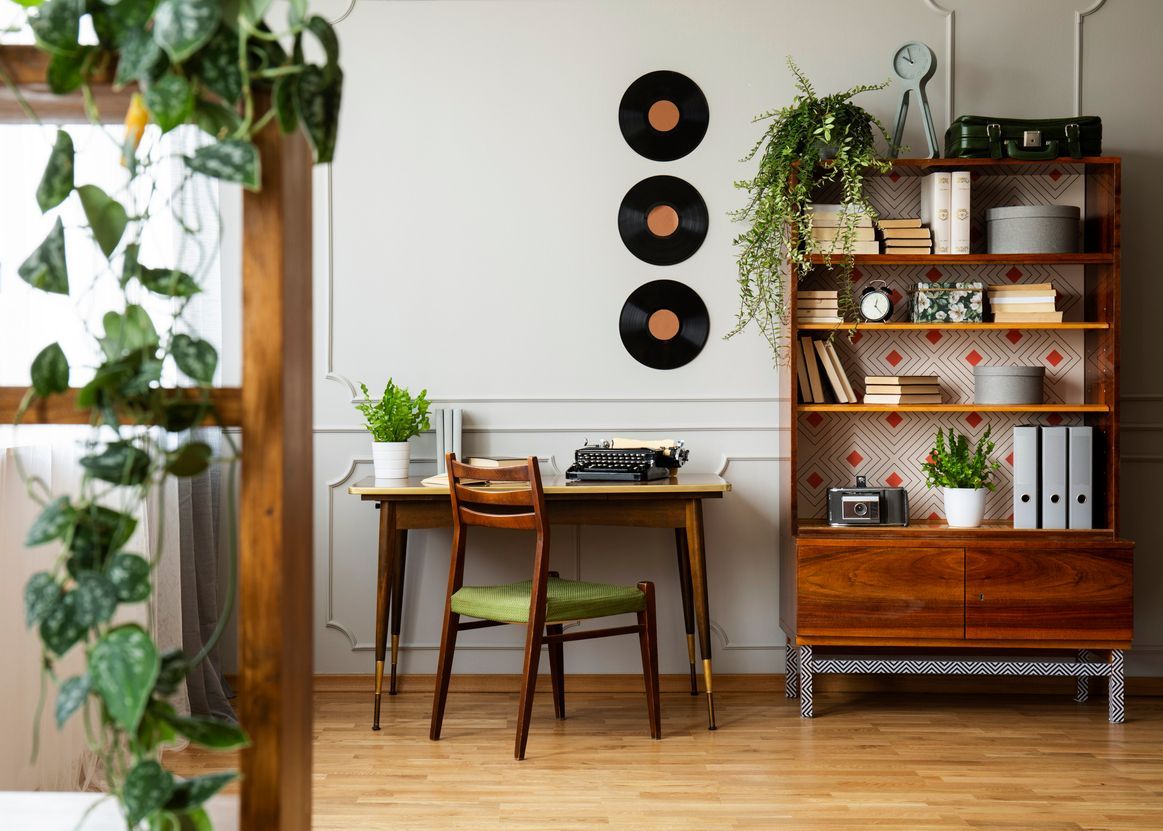 4 Ways to Repurpose Vintage Furniture for Modern Homes