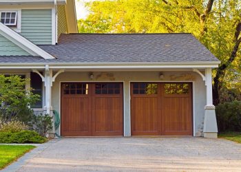 How to Choose the Right Garage Door for Your House