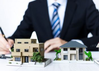 Top Mistakes to Avoid in Selling Luxury Real Estate