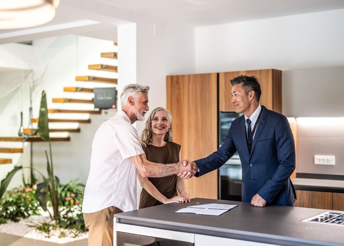 Capturing High-End Homebuyers Before the Peak Real Estate Season