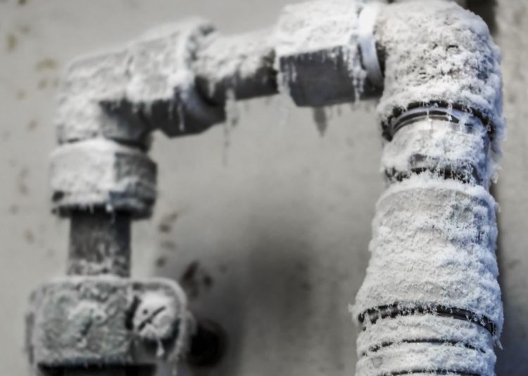 How to Keep Your Pipes From Freezing While You’re Away From Home This Winter