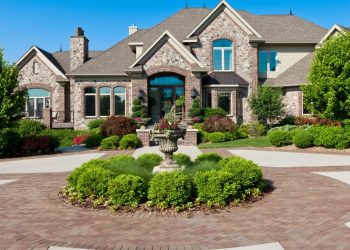 Is a Circular Driveway the Best Choice for Your Custom Home?