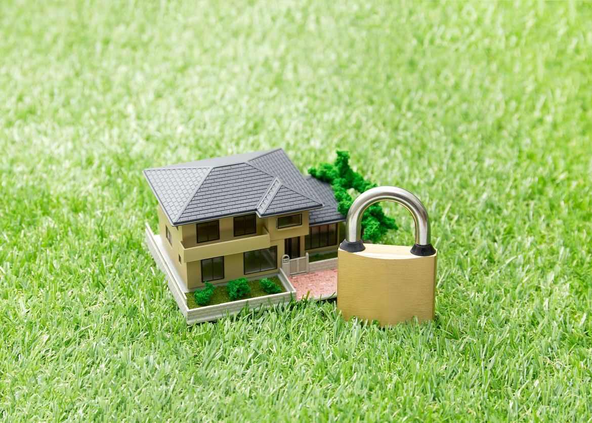 How to Check a Home’s Privacy and Security Features