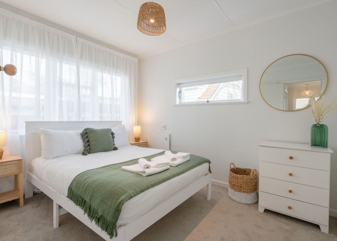 How to Choose the Right Furniture for Your Guest Bedroom