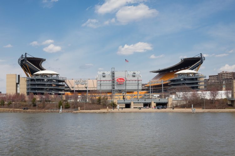 Howard Hanna Partners With Pittsburgh Steelers
