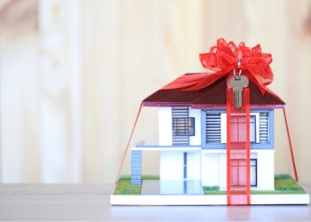 3 Useful Closing Gifts Your Clients Will Actually Use