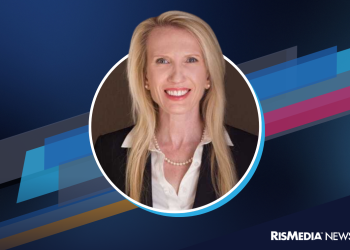 Listing Leader Lisa Bayless Shines With Buyer-Agent Team in Tucson