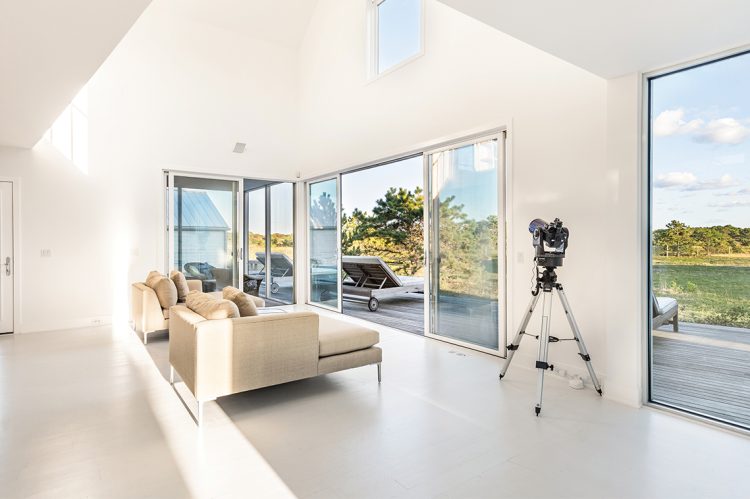 Hamptons Heritage With a Contemporary Twist