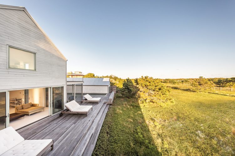 Hamptons Heritage With a Contemporary Twist