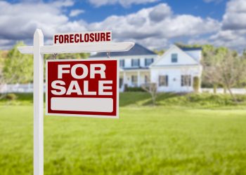 U.S. Foreclosures Reach Highest Level of Year Amid ‘Growing Pressure’