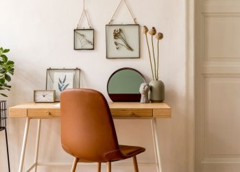 Genius Ways to Repurpose Old Picture Frames