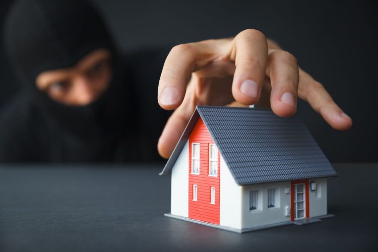 How to File an Insurance Claim If You’re a Victim of Theft or Vandalism