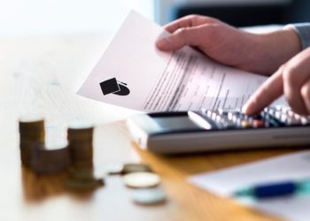 Borrowing for College? Consider These Tips Before Taking Out a Loan
