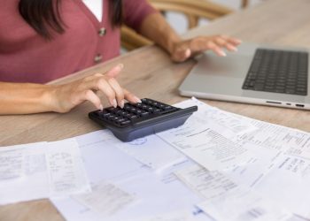 Consumer Sentiment: Americans Remain ‘Frustrated’ Even With Shutdown Over