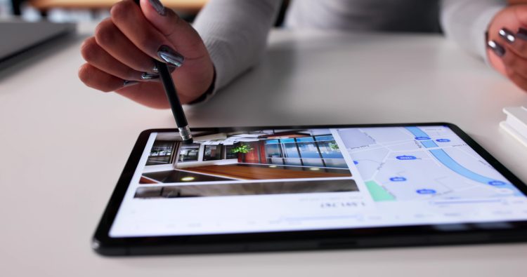 Follow Up Boss Updates Terms, Unlocks New Agent Benefits via Zillow Pro