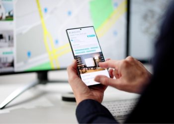 Zillow Study Alleges Private Listings in Chicago Disproportionately Show Up in White Neighborhoods