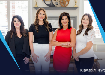 Dynamic Team Bare Is a Family Affair