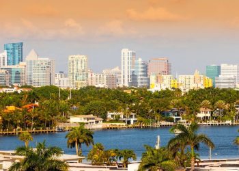 The Keyes Company Brings The Landmark IV Group to Hollywood